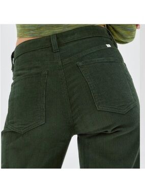 Aritzia Sunday Best Green Corduroy High Waist Straight Leg Pants Size 0 Timeless
